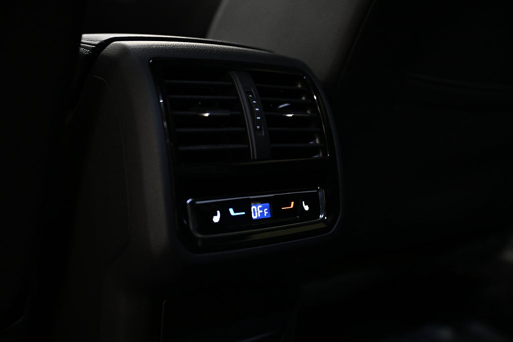 fe0040cd 97fb 423e 4a25 0000903370d7.jpg