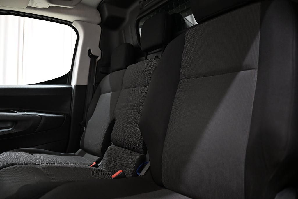 fe7b40d8 0c69 b648 d81c 00007294d682.jpg