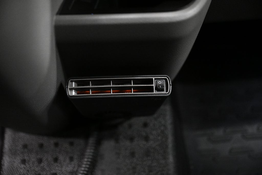 fed92c99 03b7 e1ba 69e8 0000d20bc415.jpg