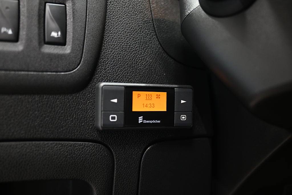 ffb12f77 42c9 5642 2710 0000a5128955.jpg