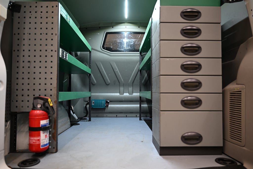 ffb187e5 f5f5 a3ee cf1b 000005a53549.jpg