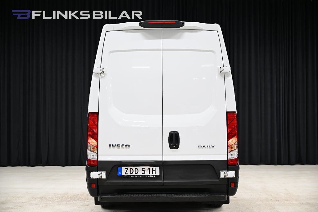 ffc152ec 808c 4dad 70d1 0000a92d32ea.jpg